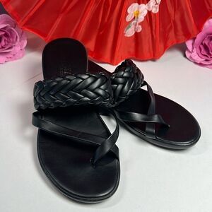 ITALIAN SHOEMAKERS Women's 10 Black Low Platform Sandels EUC